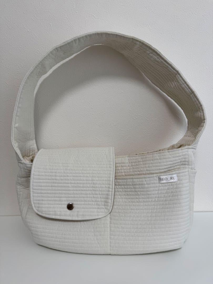 【美品】seoru スリングバッグ 韓国 キャリーバッグ　ペット　犬 猫