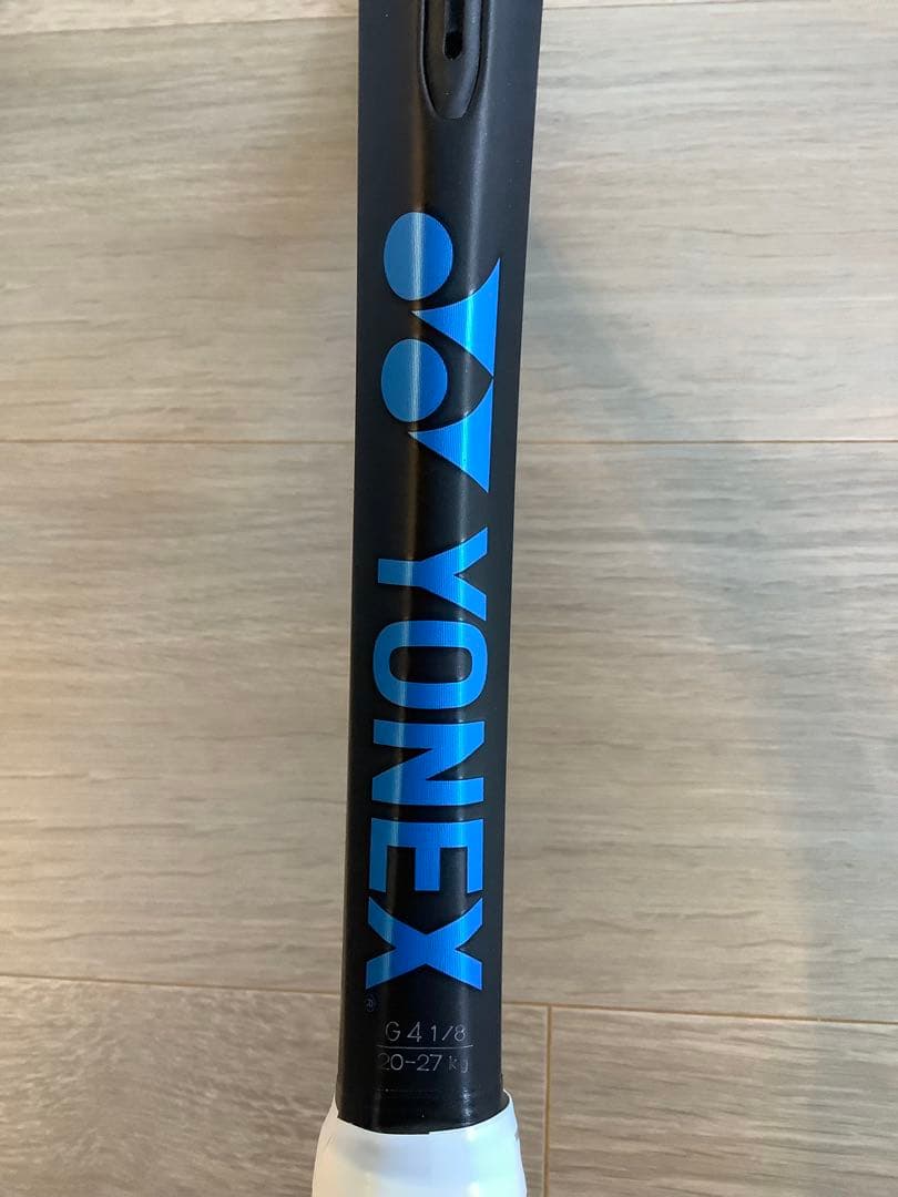 極美品 YONEX EZONE ヨネックスイゾーン100 300G グリップ新品