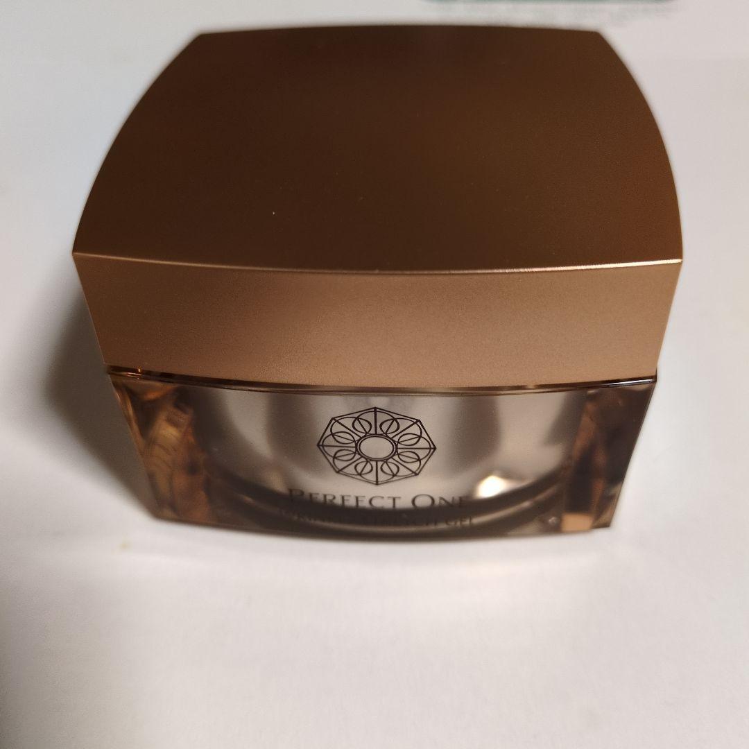 【もも★商品】パーフェクトワン 薬用リンクルストレッチジェル 50gの品