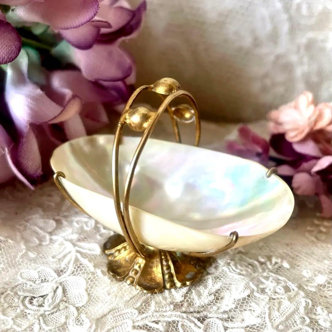 マザーオブパールのバギエ　ドールパニエにも　フランスアンティーク　白蝶貝　かご