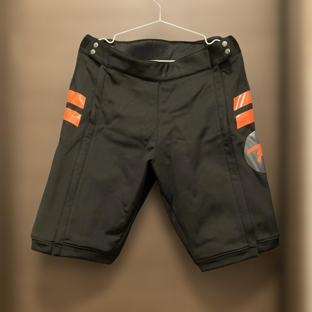 ROSSIGNOL ロシニョール　ハーフパンツ