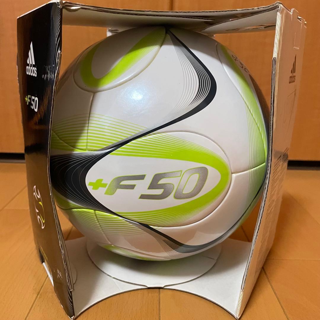 チームガイスト f50 adidas 公式球