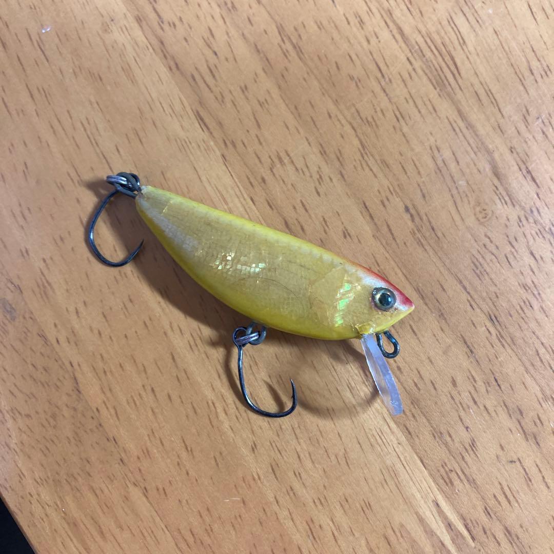 ハンドメイドの最高峰リベット限定モデル リベットロゴ入り