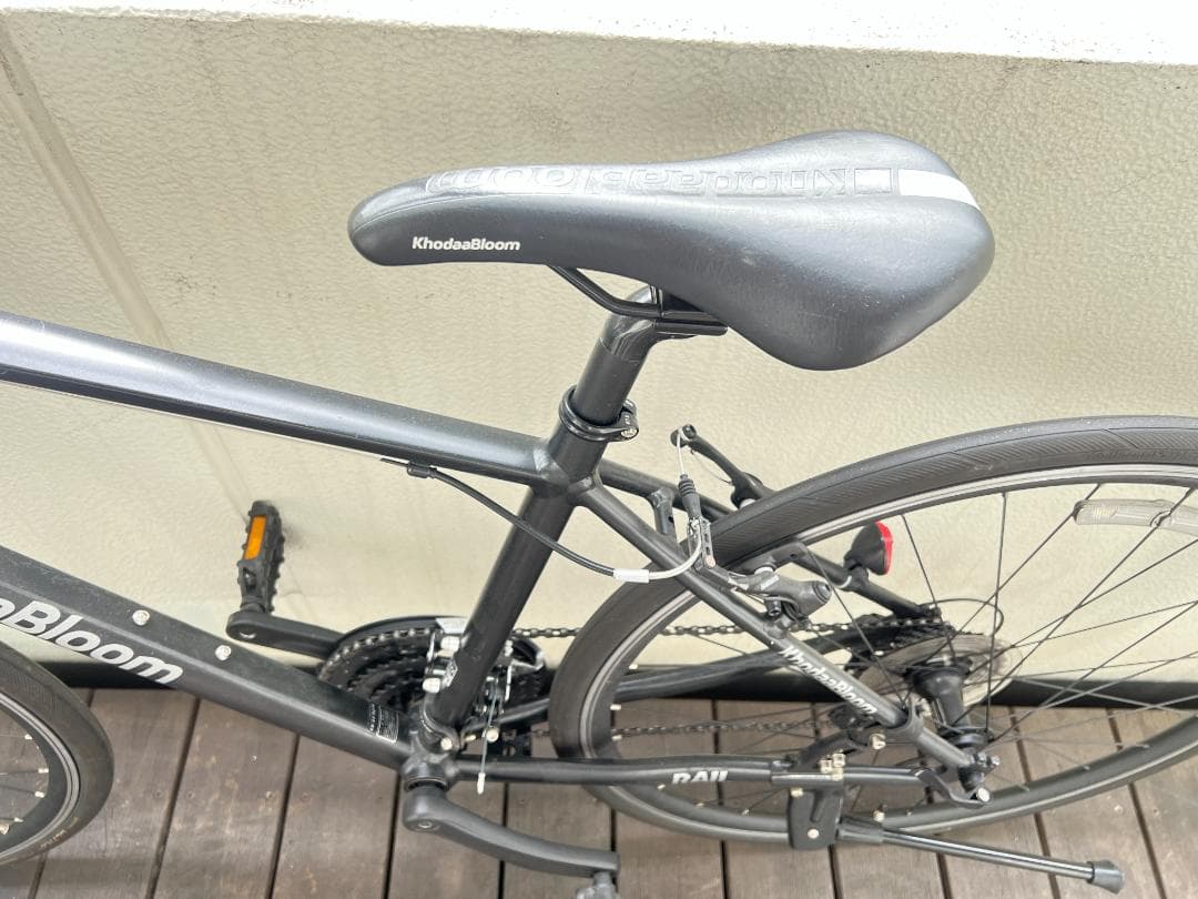 KHODAABLOOMクロスバイクRAIL L440Mシマノ２４段変速 引取専用