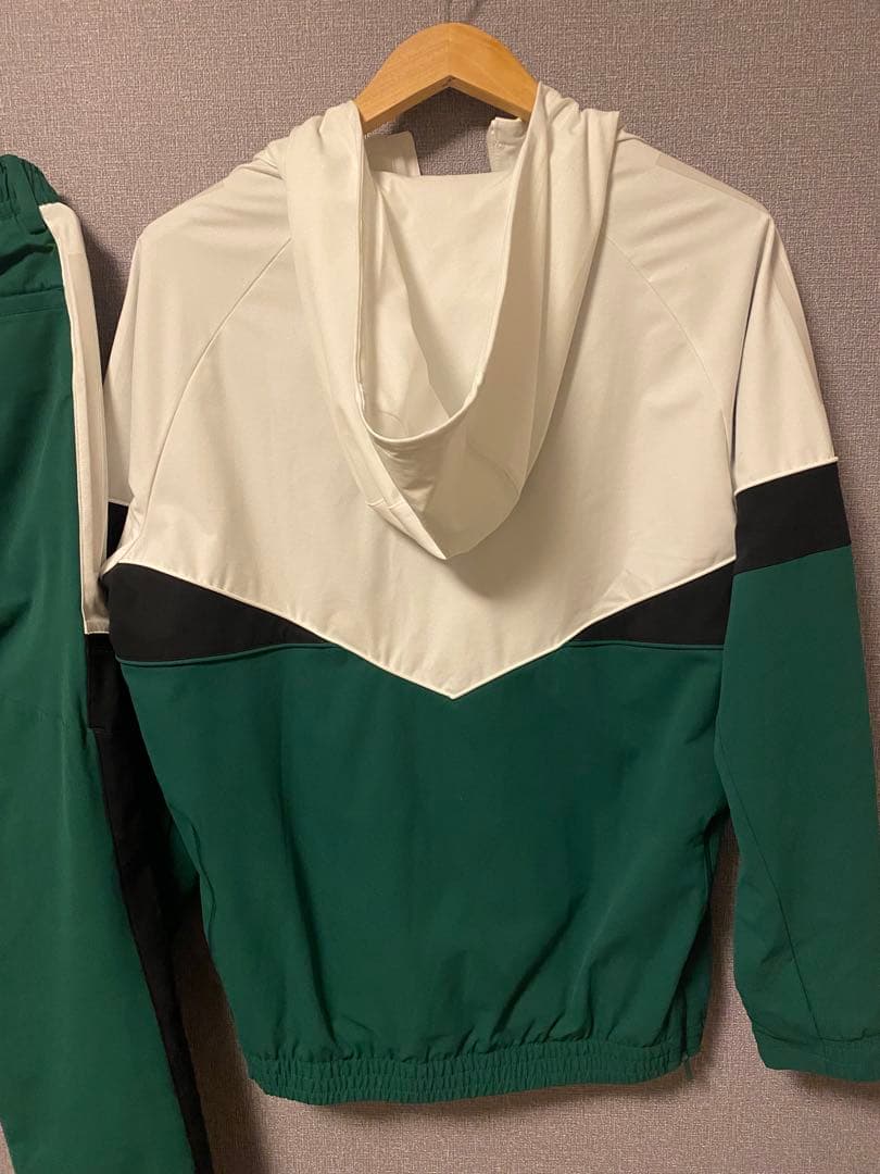 adidas グリーン ハーフジップジャケットとパンツセット