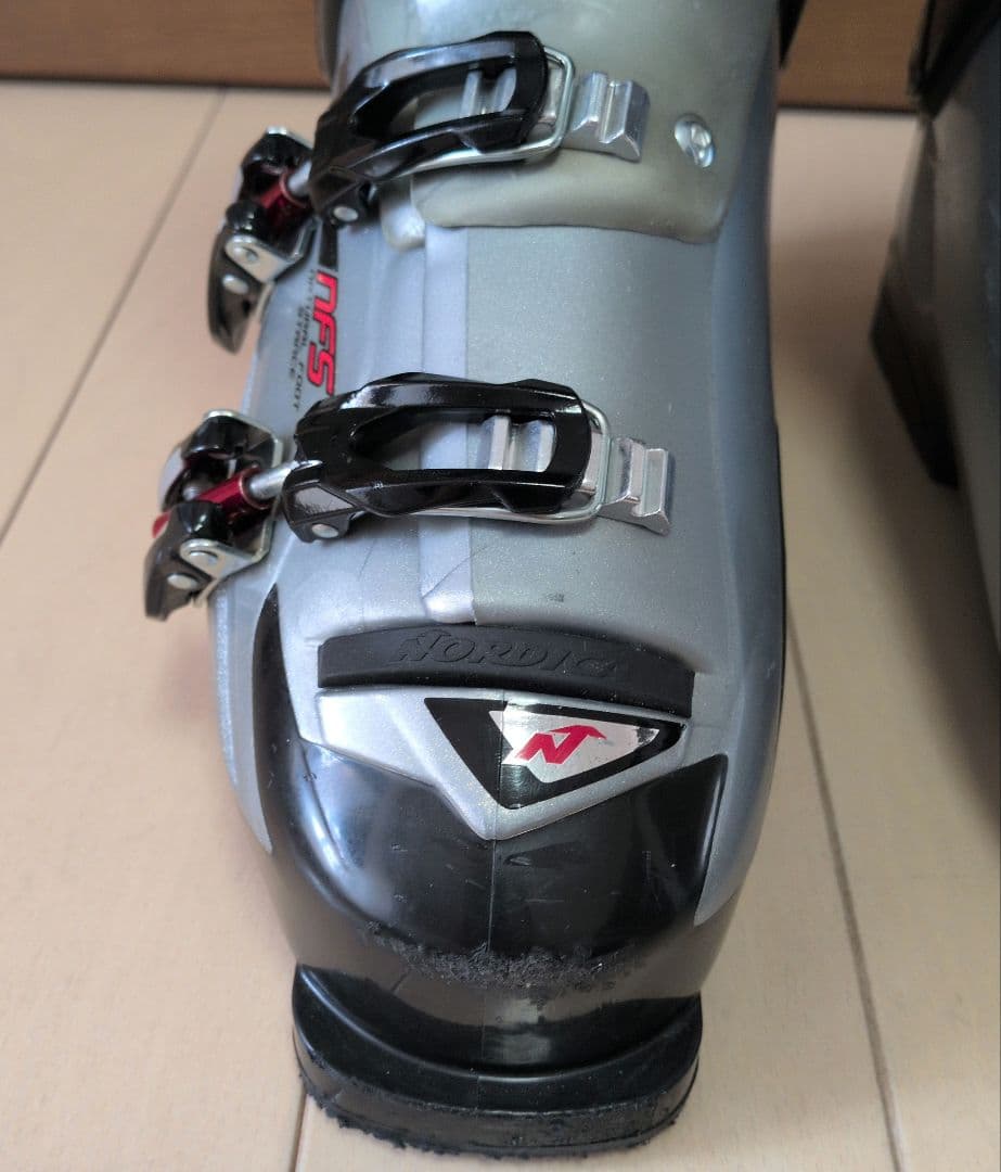 Nordica スキーブーツ 27-27.5