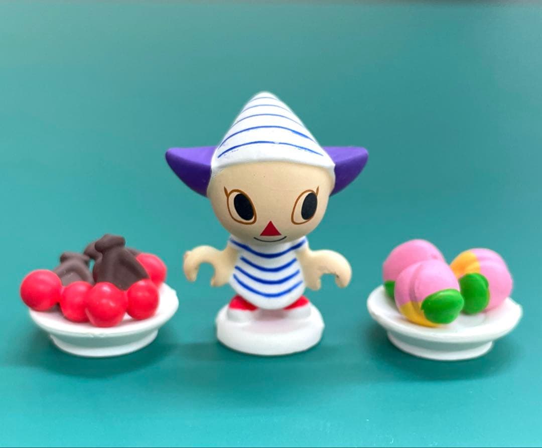 どうぶつの森 森をつくろう！ F-33 女の子 さくらんぼ　桃　お皿　レア