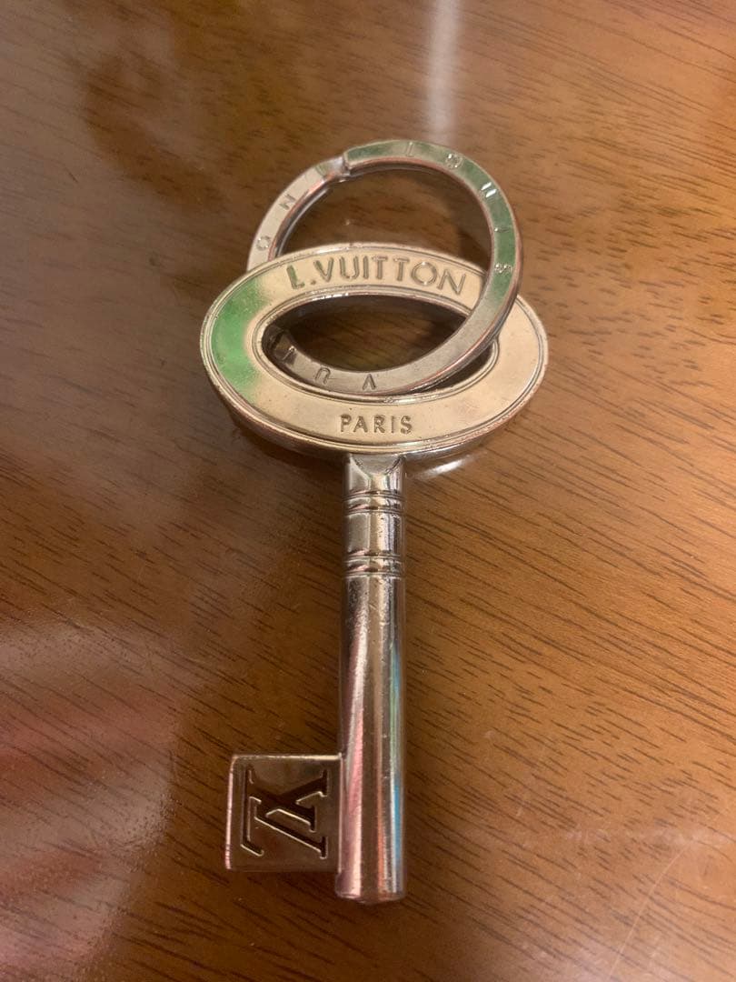 Louis Vuitton キーリング シルバー