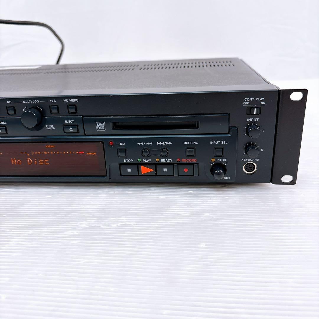 【極美品】TASCAM 業務用CDプレーヤー MD-CD1B MDプレーヤー