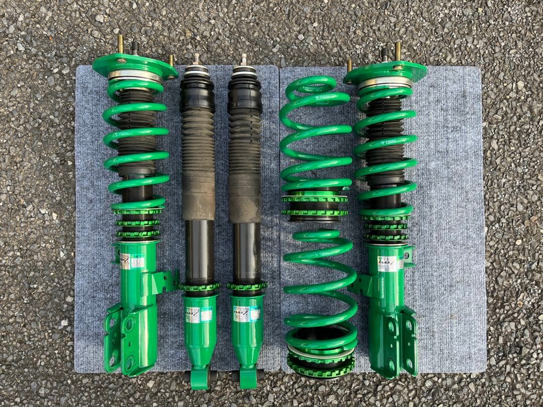 美品TEIN ZRR80 85 ZWR80 ノア ヴォクシー フルタップ 車高調