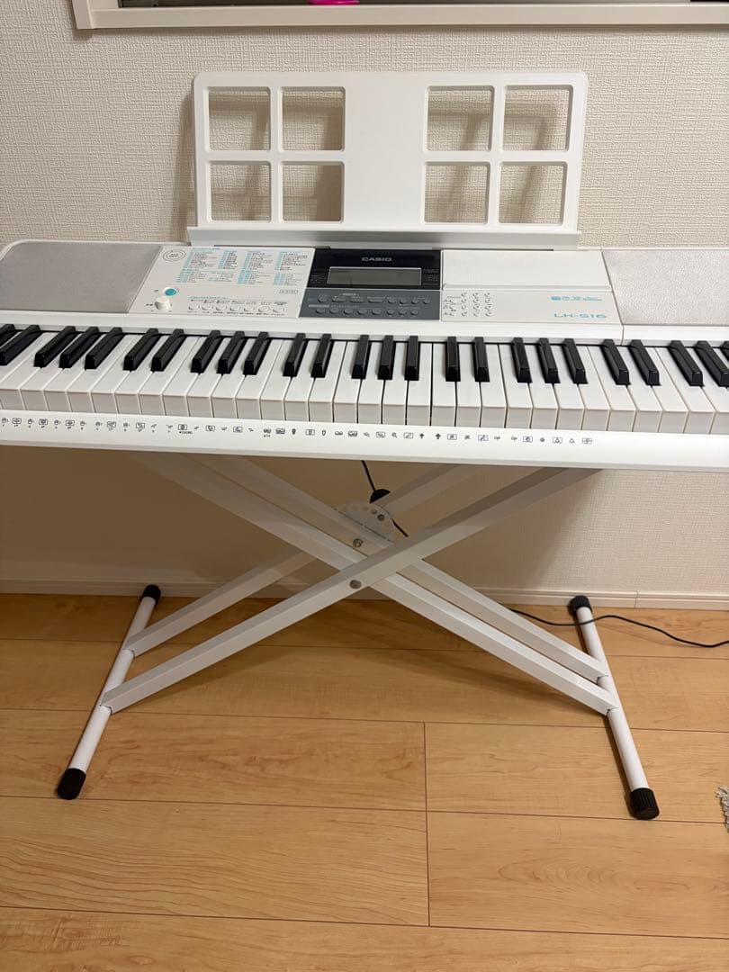 CASIO LK-516 ホワイト電子キーボード