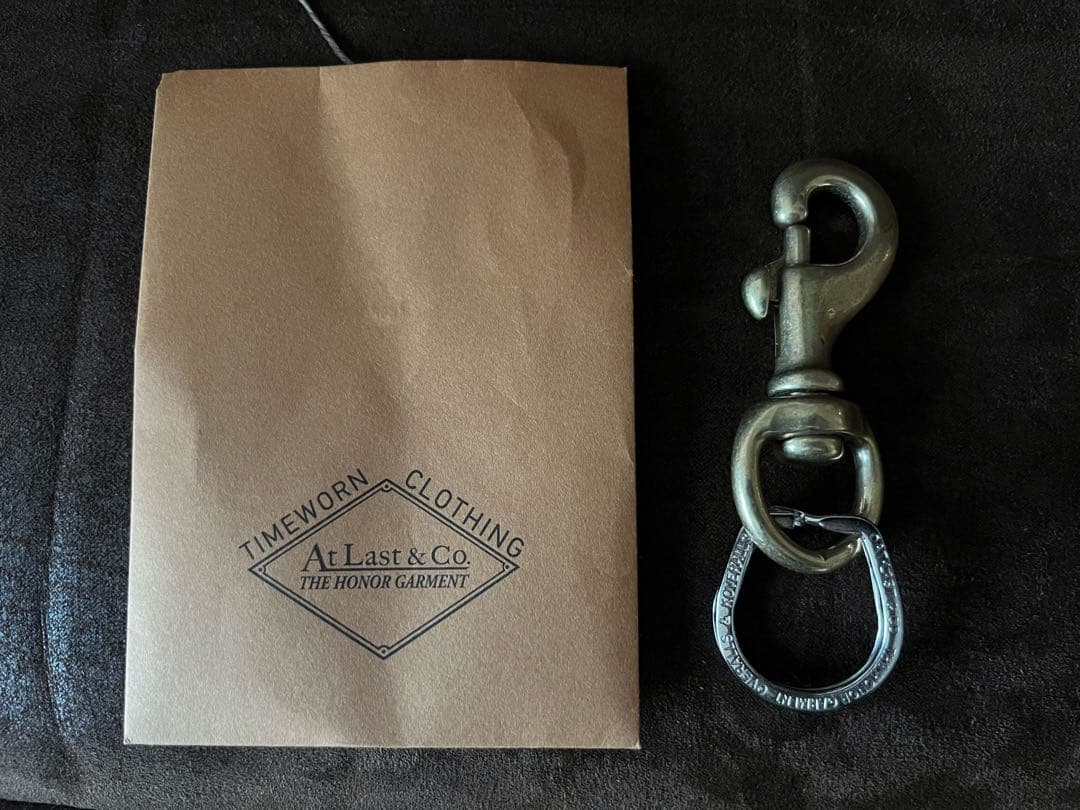 A Last & Co. フック型キーホルダー