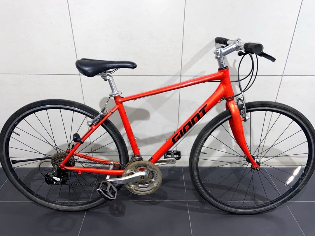 高年式！GIANT escape R3クロスバイク　ジャイアント　エスケープrx