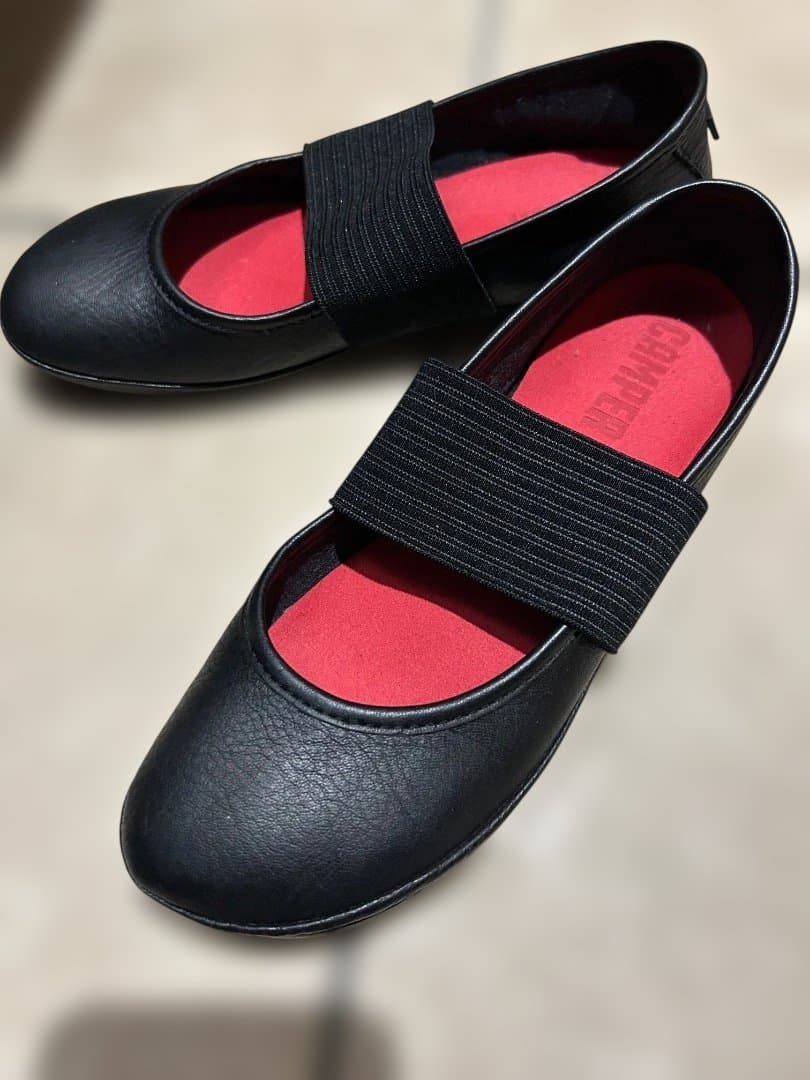 CAMPER カンペール　RIGHT NINA 黒 フラットシューズ