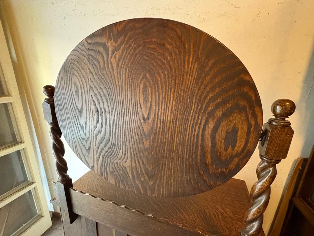 イギリスアンティーク オーク材ドレッサー 楕円形ミラー付き