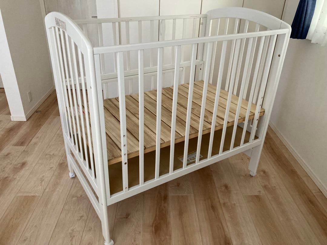 カトージ　ベビーベッド　ハイシート