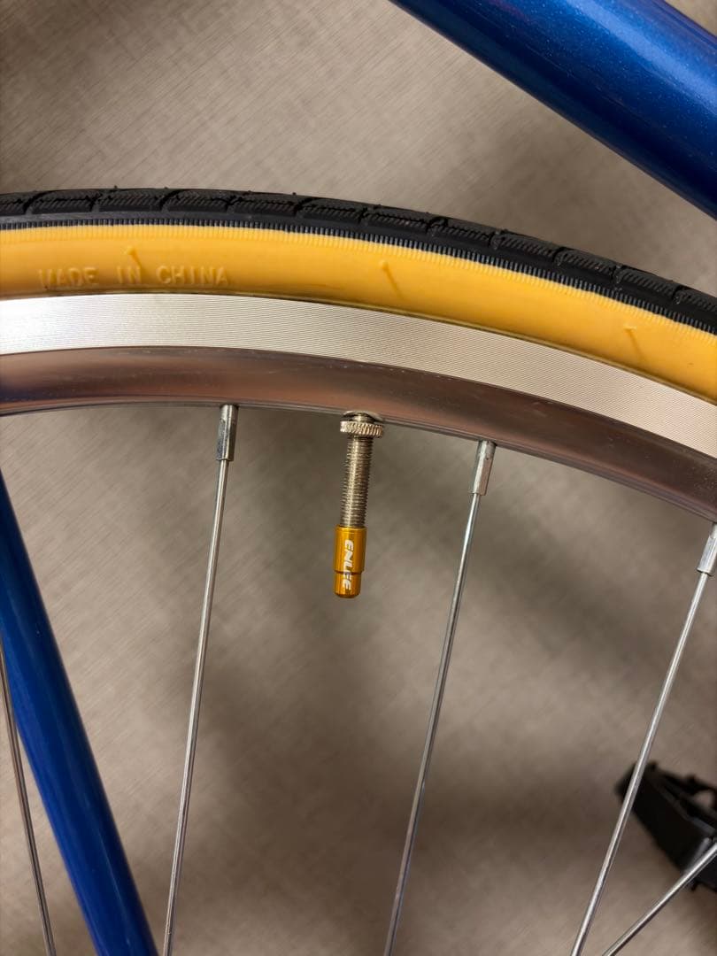 AVASTA ロードバイク　ピストバイク『現地受け取り推奨』