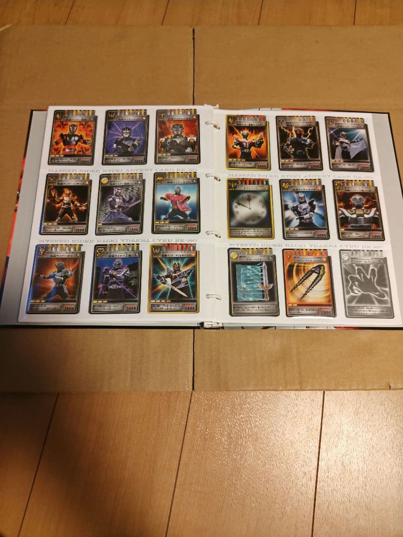 仮面ライダー龍騎 コンプリート カード ファイル アドベントカード　２２６枚
