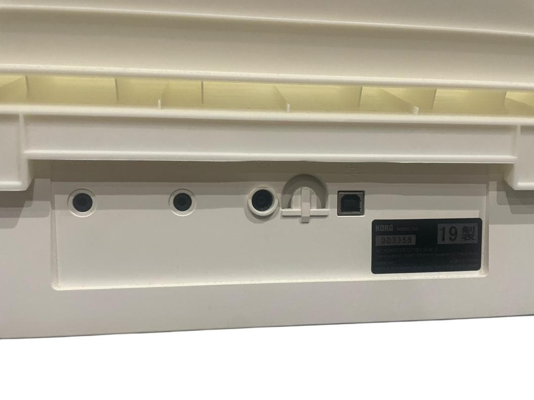 ◻KORG コルグ B2 電子ピアノ 88鍵 ホワイト 本体のみ