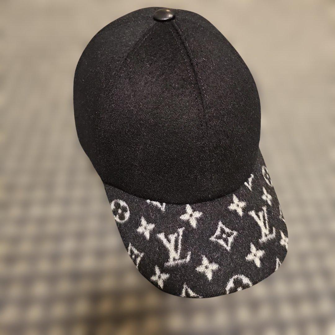 レクサス　Louis Vuitton ベースボールキャップ 黒/白　２個