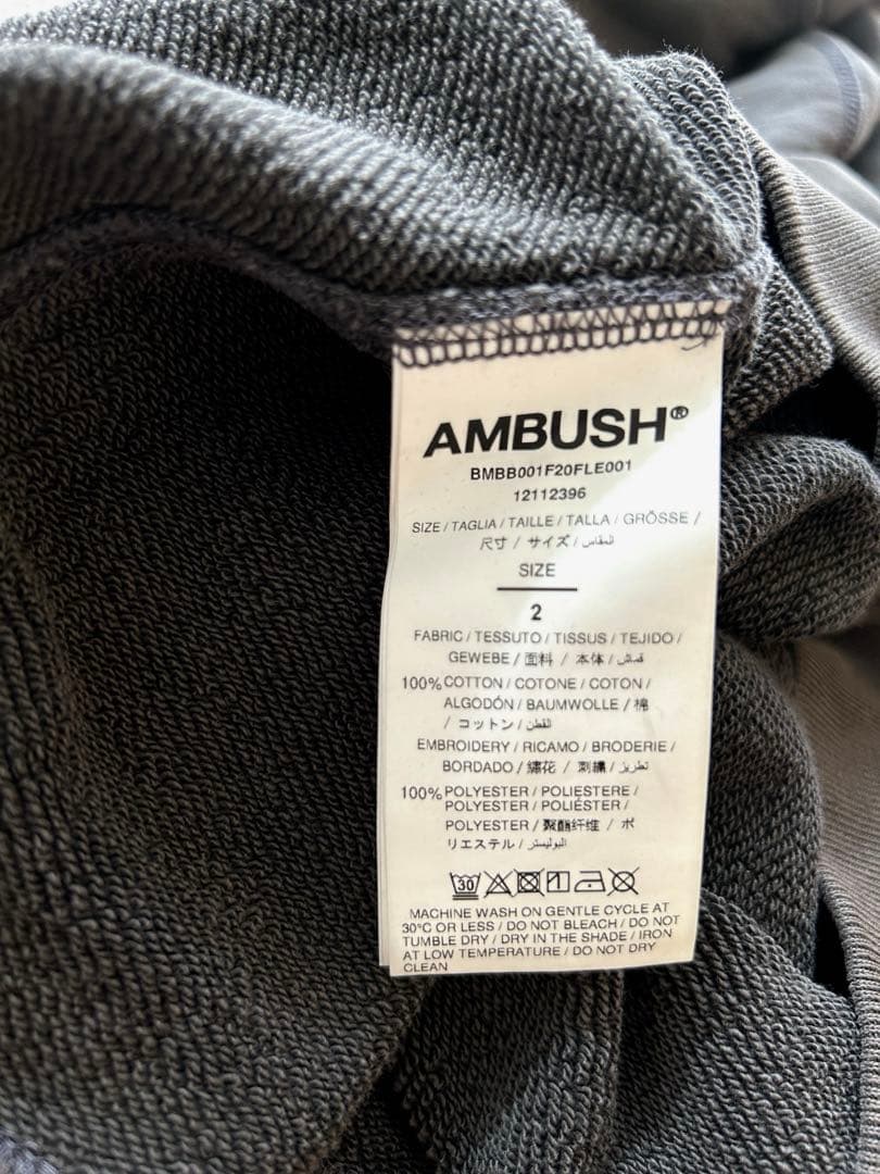 フーディー　パーカー　AMBUSH