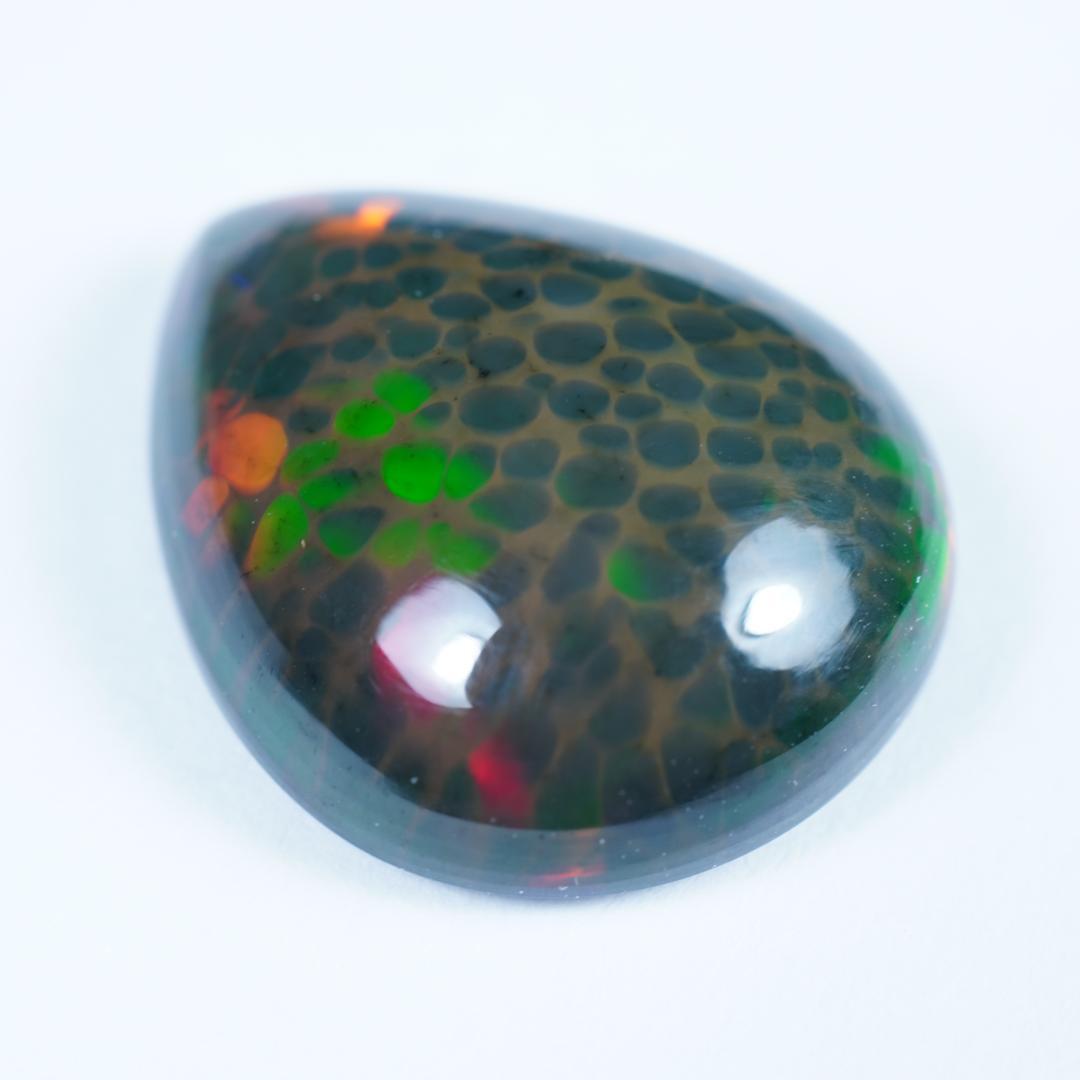 ハニカム ブラックオパール　エチオピア産