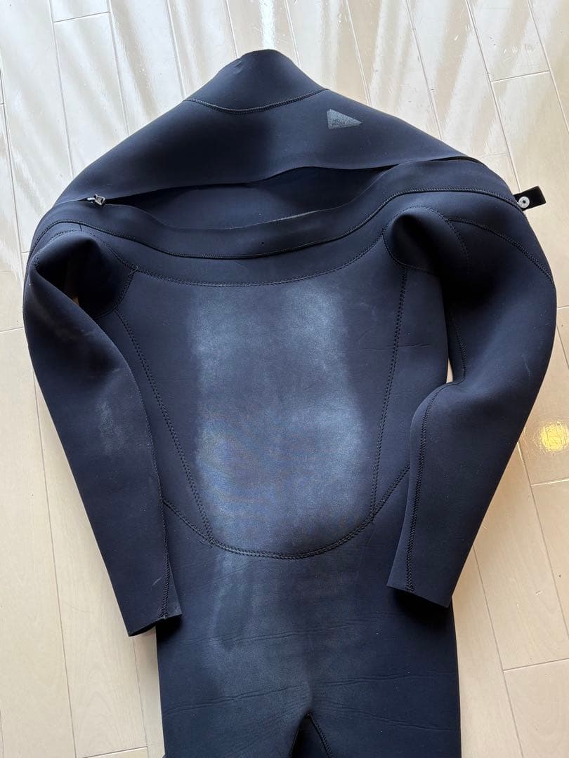 スリーウェザーウェットスーツ