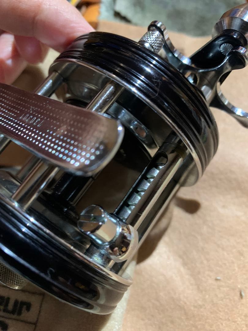 W*r様 ABU5000C アンバサダー 当時物 ベイトリール アブ(五十鈴リー