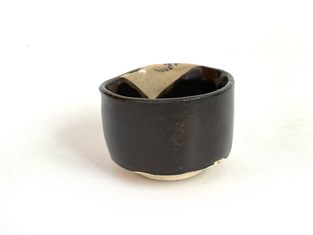 人間国宝　陶芸家　加藤卓男　黒織部　酒杯　酒器　酒盃　ぐい呑　共箱