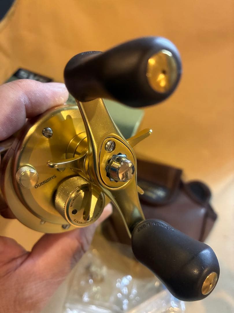 リール SHIMANO CALCUTTA CONQUEST 101