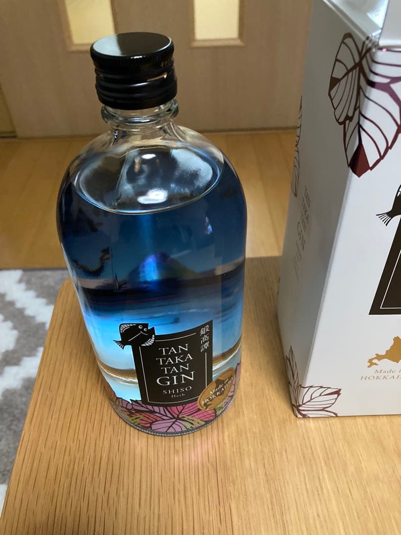 TAN TAKA TAN SHISO ジン　２本セット