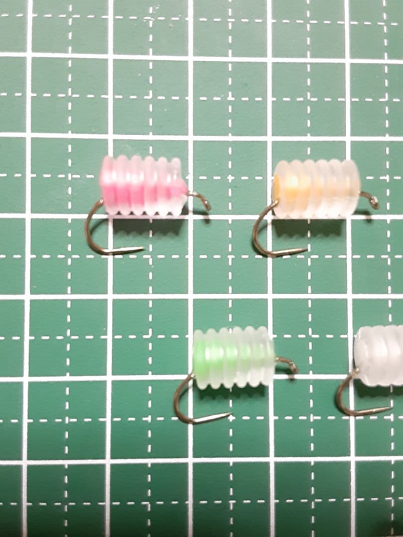 管釣り エリアトラウト ペレットルアー  グロー　5個　セット