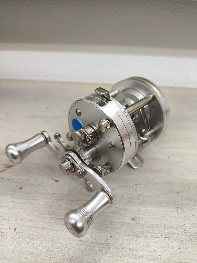 これ以下は無理です　五十鈴リール　BC420SSS VINTAGE　右ハンドル