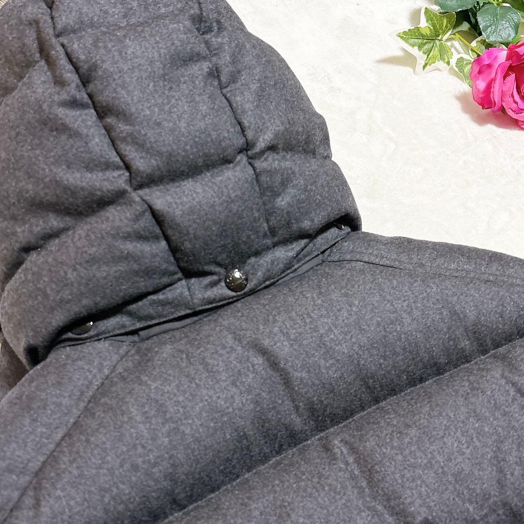 ほぼ未使用✨　モンクレール　モンジュネーブル　ダウンジャケット　グレー　3