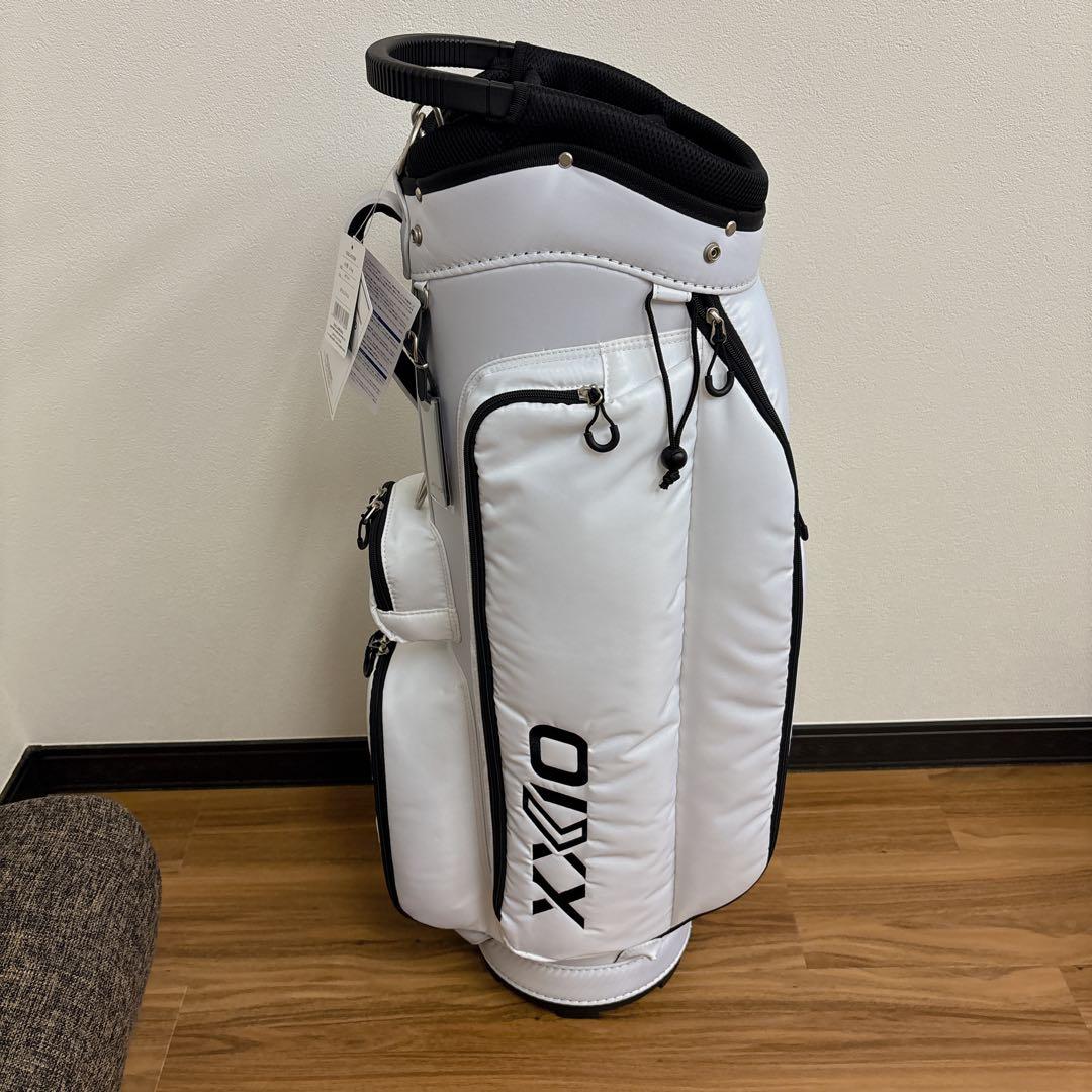 新品未使用　タグ付き　XXIO キャディバッグ ホワイト