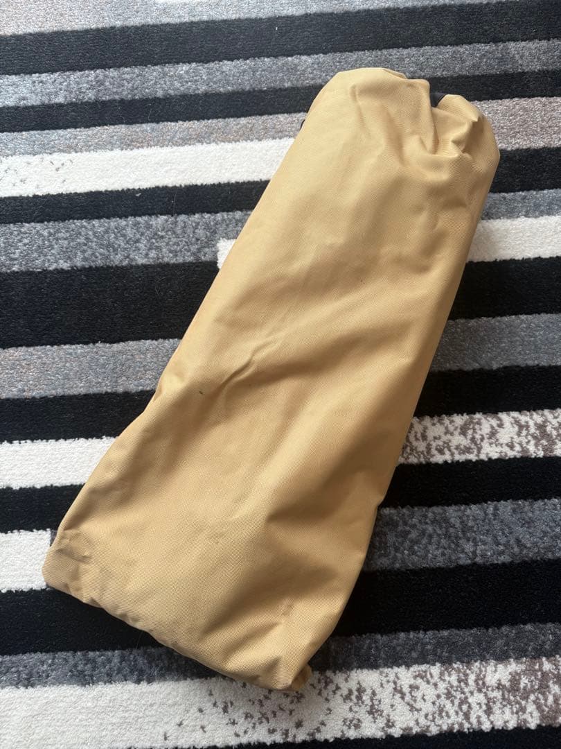 折りたたみアウトドアチェア ベージュ