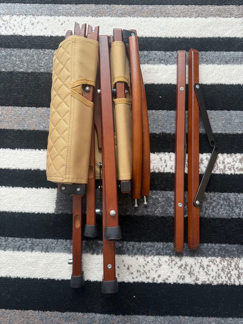 折りたたみアウトドアチェア ベージュ