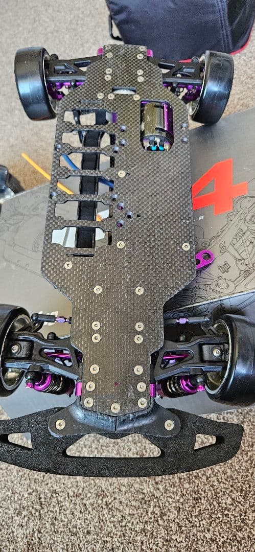 iPR Racing pro4 RCカー カーボンファイバー製