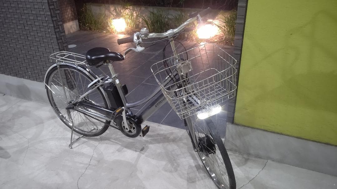 アルベルトe　回生充電機能付き　通勤通学に　26インチ　ブリヂストン　電動自転車