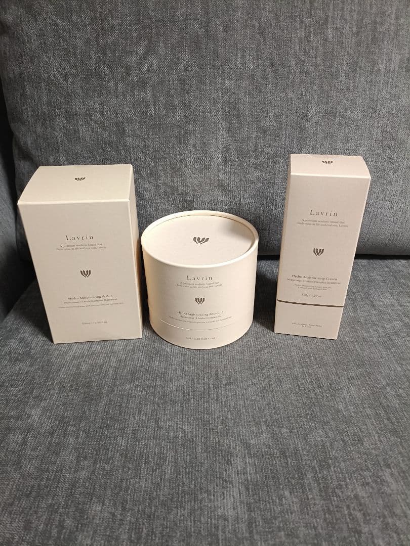 Lavrin 化粧水．クリーム.モイスト 3点セット