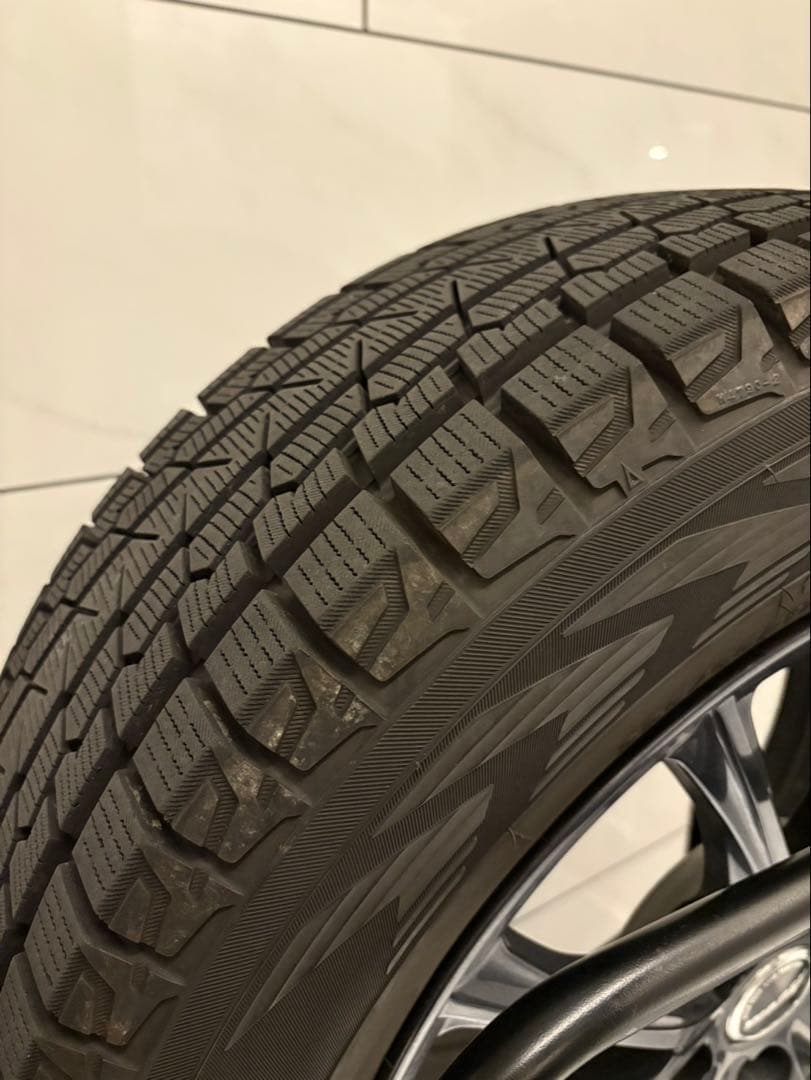 スタッドレスタイヤホイール4本セット　225/65R17