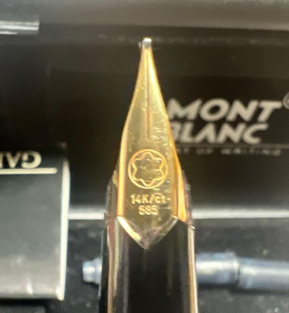 大幅値下げ‼️新学期応援‼️MONTBLANC 万年筆 14K 付属品付