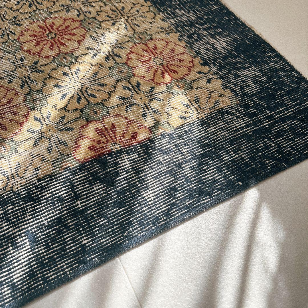 ハト 　トルコ　ヴィンテージラグ　ボタニカル　ネイビーフレーム