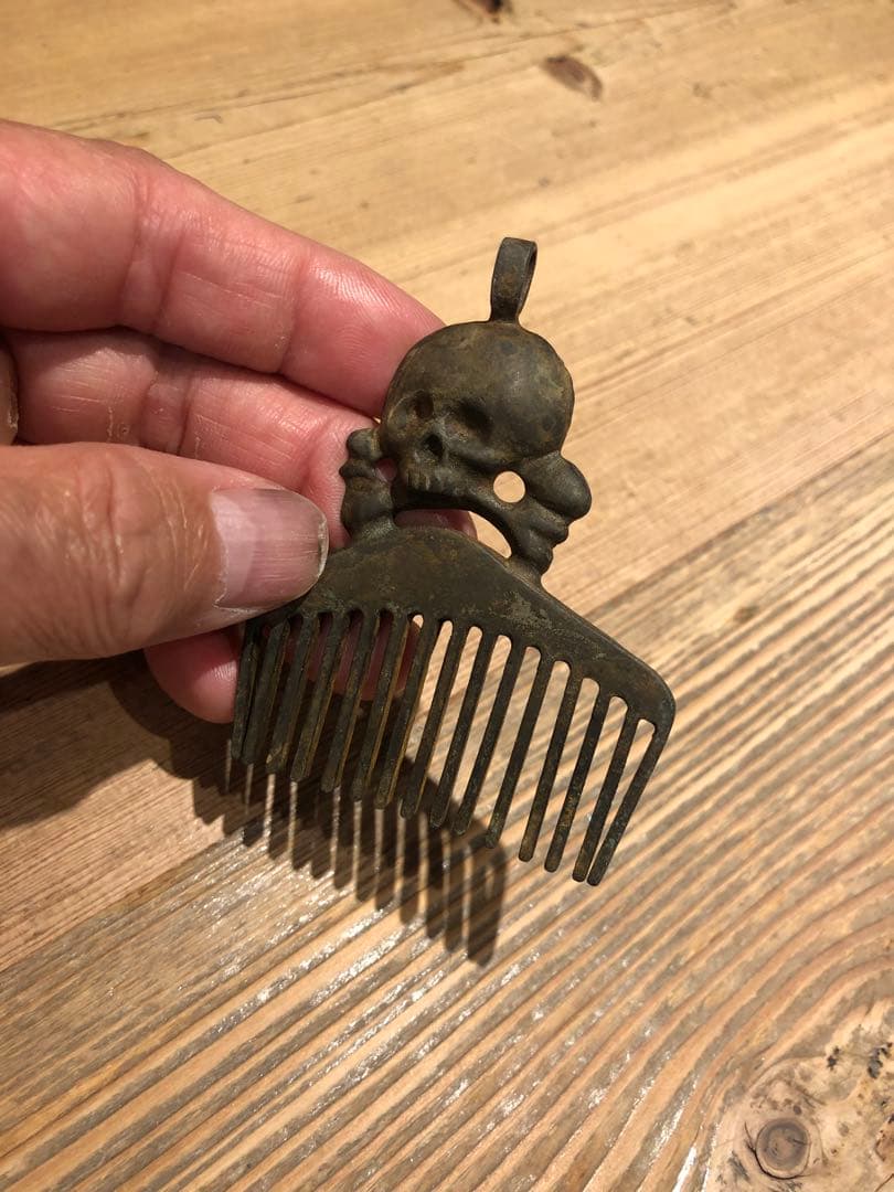 ビンテージ　スカル　髑髏　骸骨　トレンチアート　インダストリアル　アンティーク