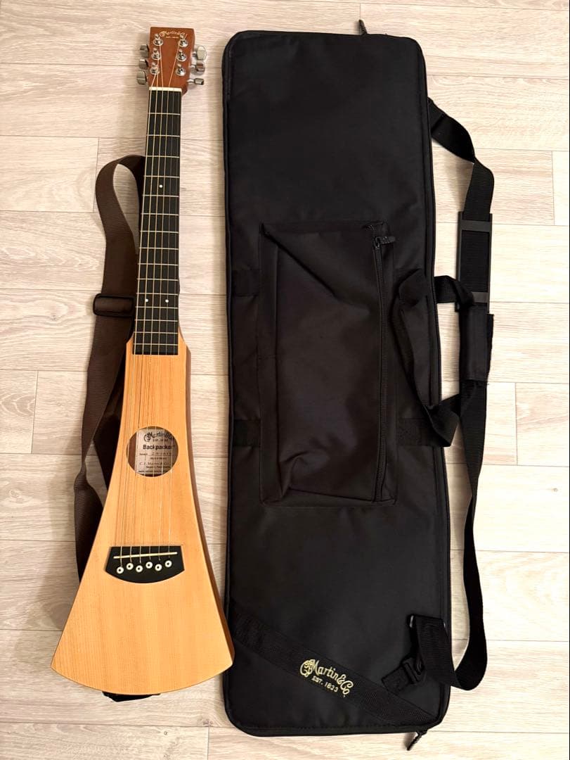 Martin BACKPACKER トラベルギター（専用ケース付き)