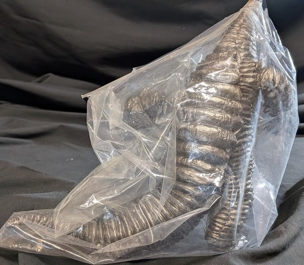 レッドキング二代目（CCP）ガンメタリックver. 500個限定ソフビ未開封