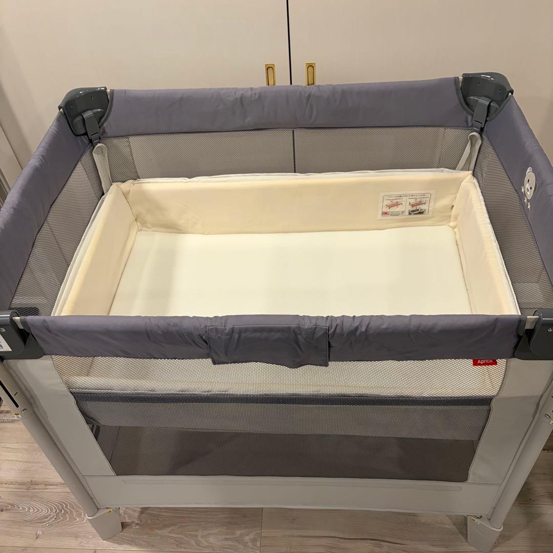 中*ロ様 ココネルエアー 折りたたみ式ベビーベッド アップリカ