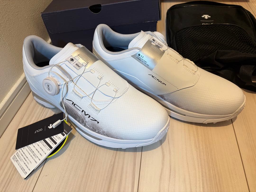 新品未使用　デサント　ゴルフシューズ27.5㎝