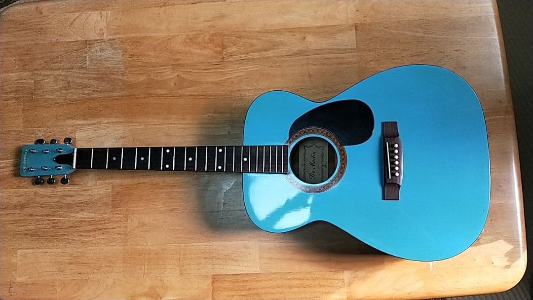 TVジョッキーの青いギター