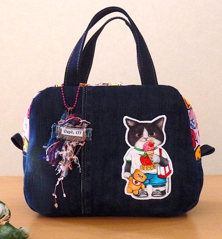 可愛い紙袋型トートバッグとお子様コスメポーチ他4点のおまとめ